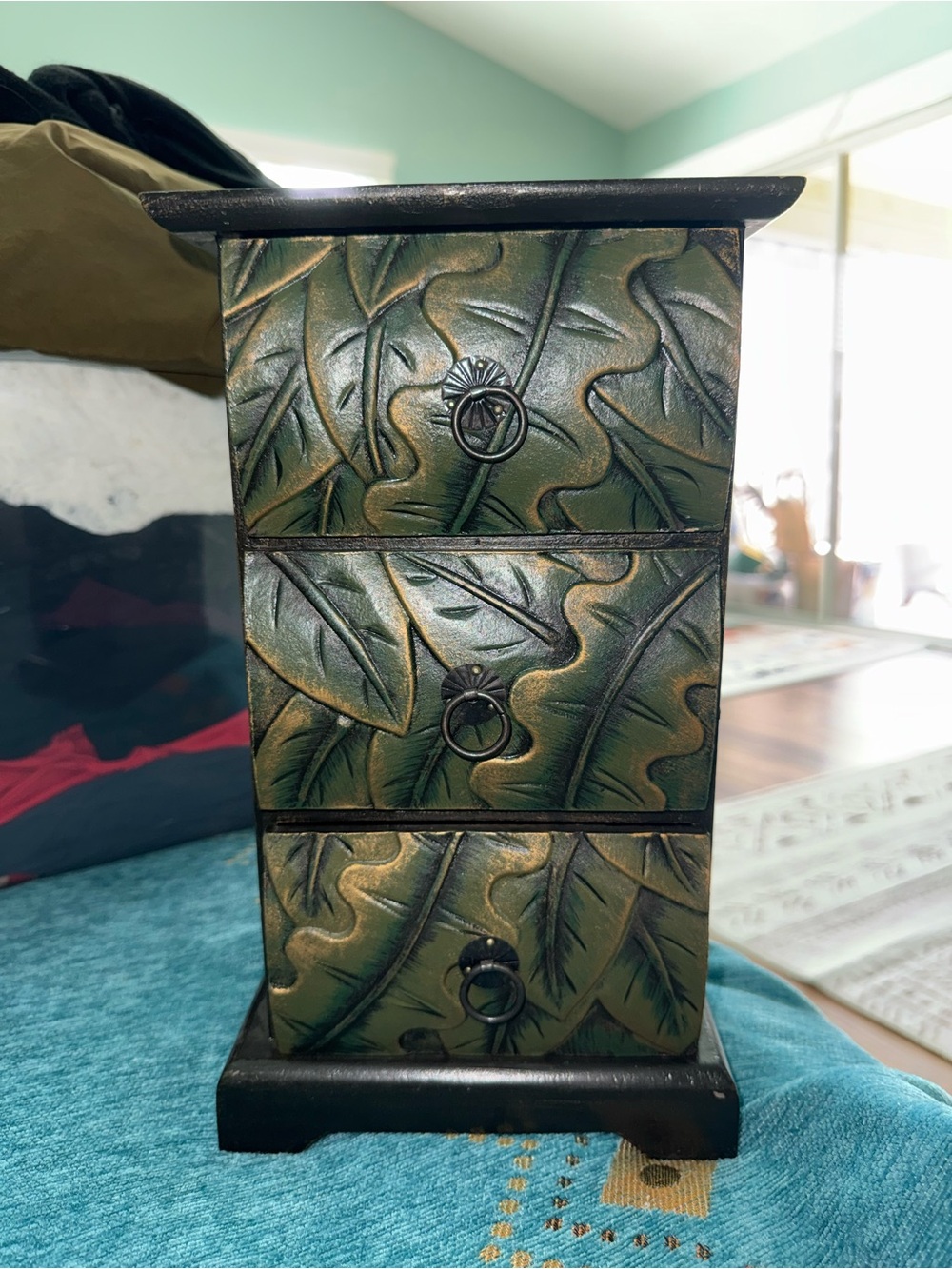 Gorgeous Green Leaf 3-Drawer Storage Chest/ Jewelry Box